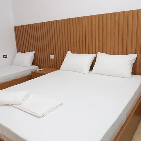 Apartment Fjorentin *