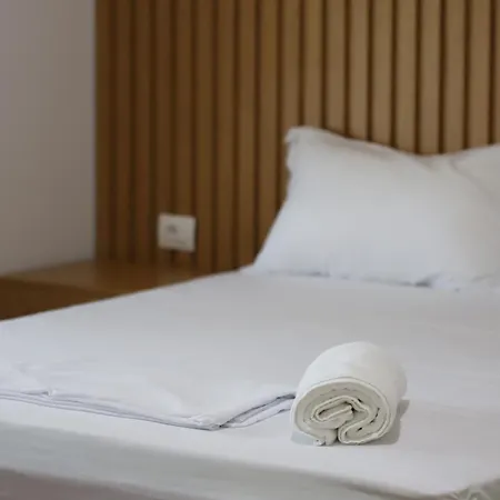 Fjorentin Apartamento