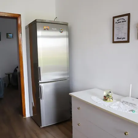 Apartment Fjorentin *